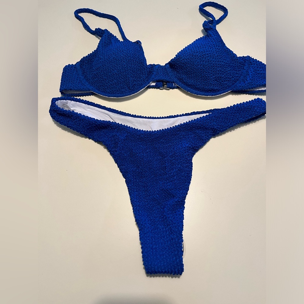 Swim suit